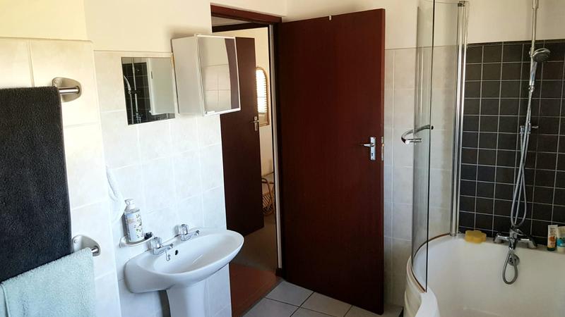 2 Bedroom Property for Sale in Shelley Point Western Cape
